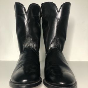 Black Laredo cowboy boots clean look